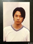 潘粤明早年青涩旧照曝光 实力证明曾经鲜过!